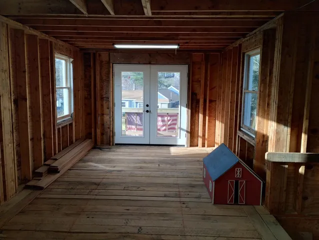 $189,000 | 11 Dulcies Point Road, Kingston, NH 03848