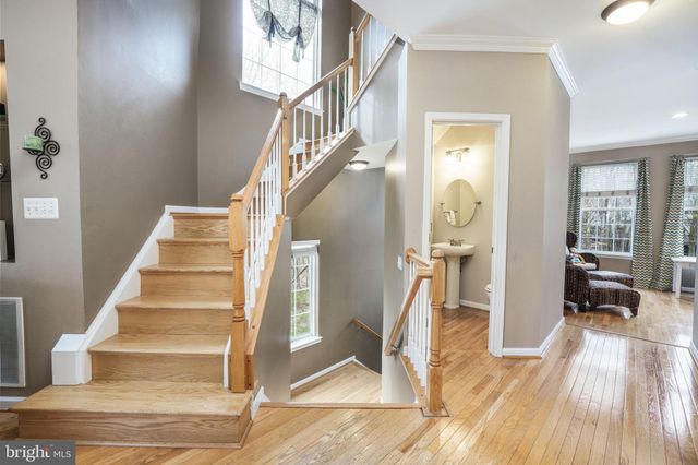 $818,000 | 6591 Kiernan Court, Alexandria, VA 22315