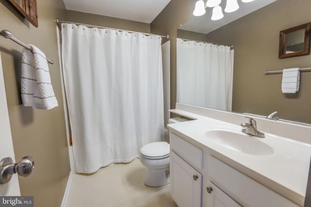 $818,000 | 6591 Kiernan Court, Alexandria, VA 22315