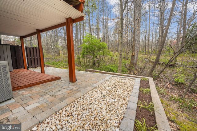 $818,000 | 6591 Kiernan Court, Alexandria, VA 22315