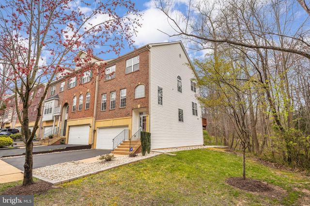 $818,000 | 6591 Kiernan Court, Alexandria, VA 22315