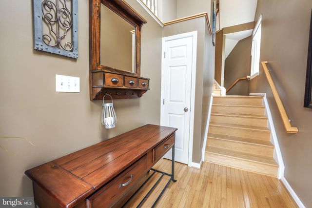 $818,000 | 6591 Kiernan Court, Alexandria, VA 22315