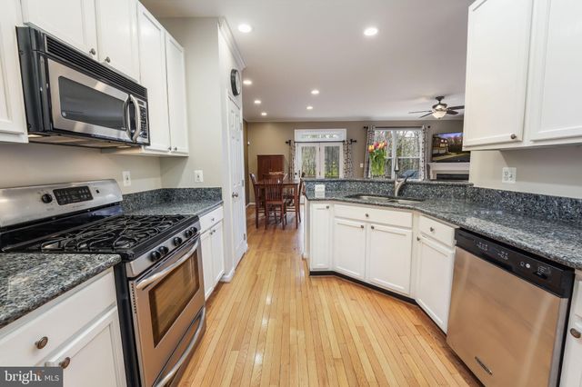 $818,000 | 6591 Kiernan Court, Alexandria, VA 22315