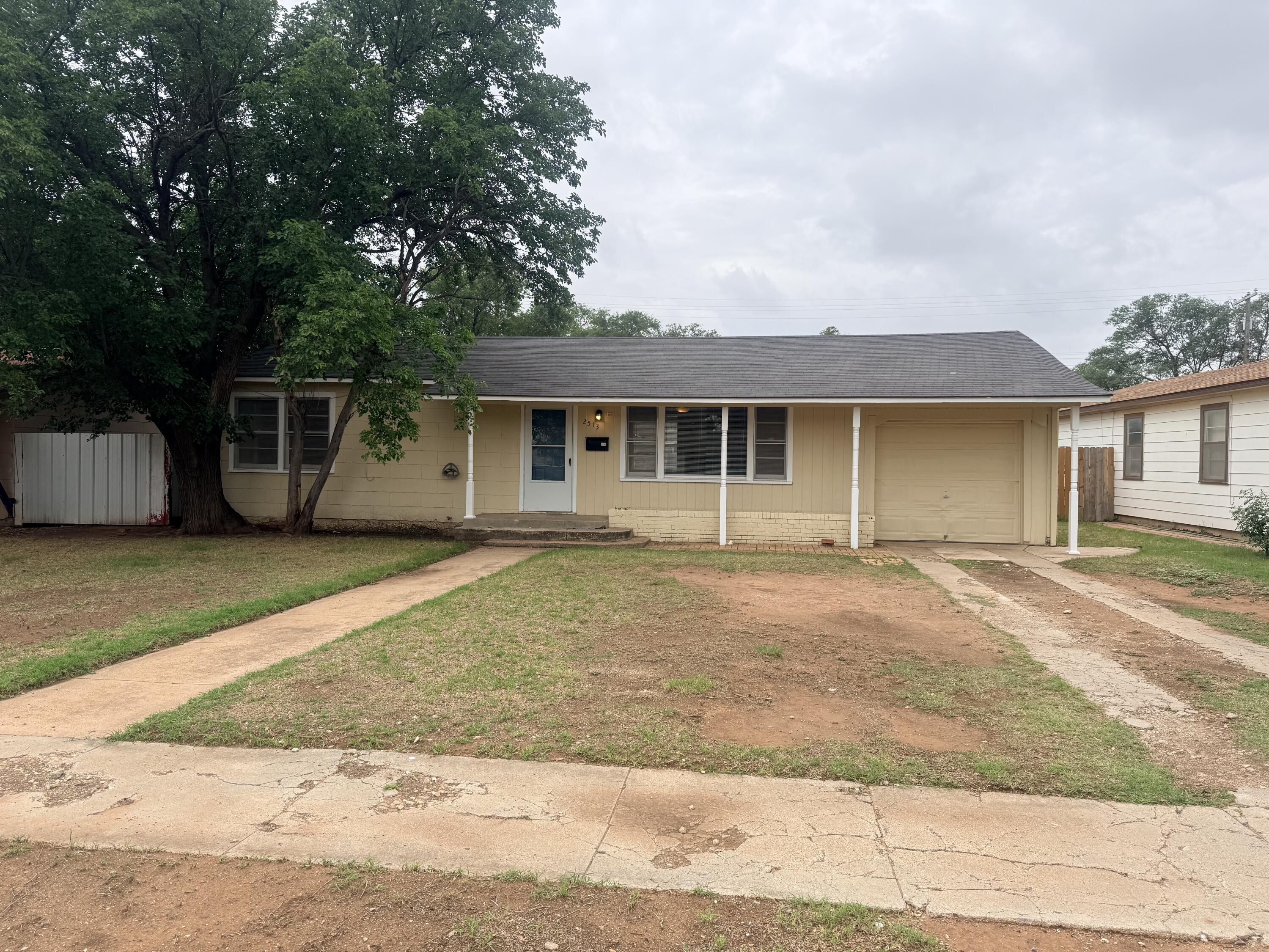 2513 43rd Street Lubbock, TX 79413 - Photo 1 of 11 IMG_0067