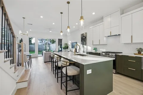 $599,000 | 5631 East Side Avenue, Dallas, TX 75214