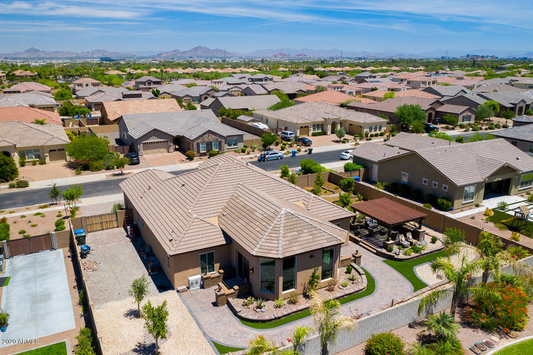 2913 East Harwell Road Phoenix, AZ 85042 - Photo 54 of 60 08- Harwell
