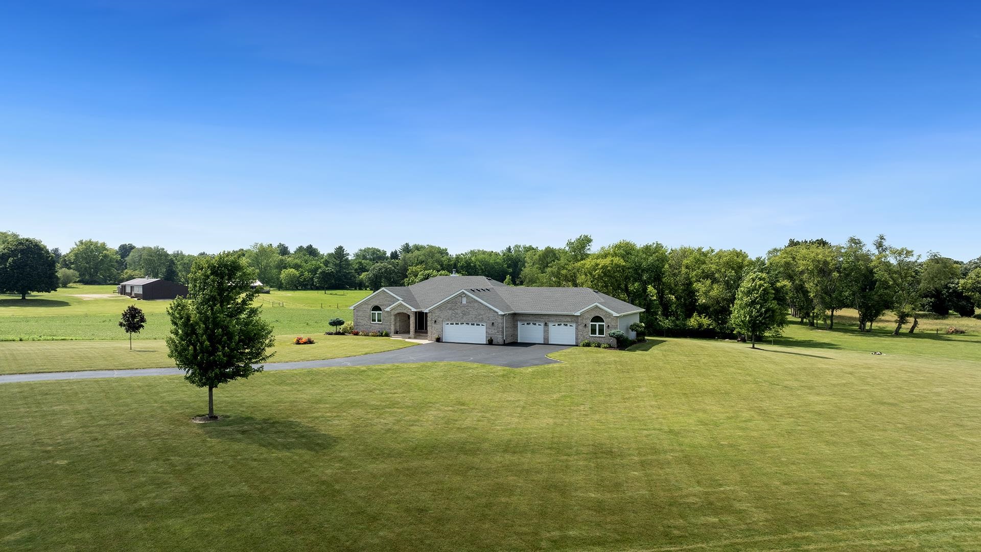 2814 Squaw Prairie Road Belvidere, IL 61008 - Photo 58 of 60 Gallery Image 58