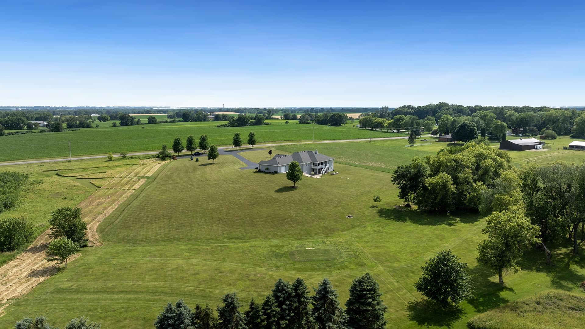 2814 Squaw Prairie Road Belvidere, IL 61008 - Photo 59 of 60 Gallery Image 59