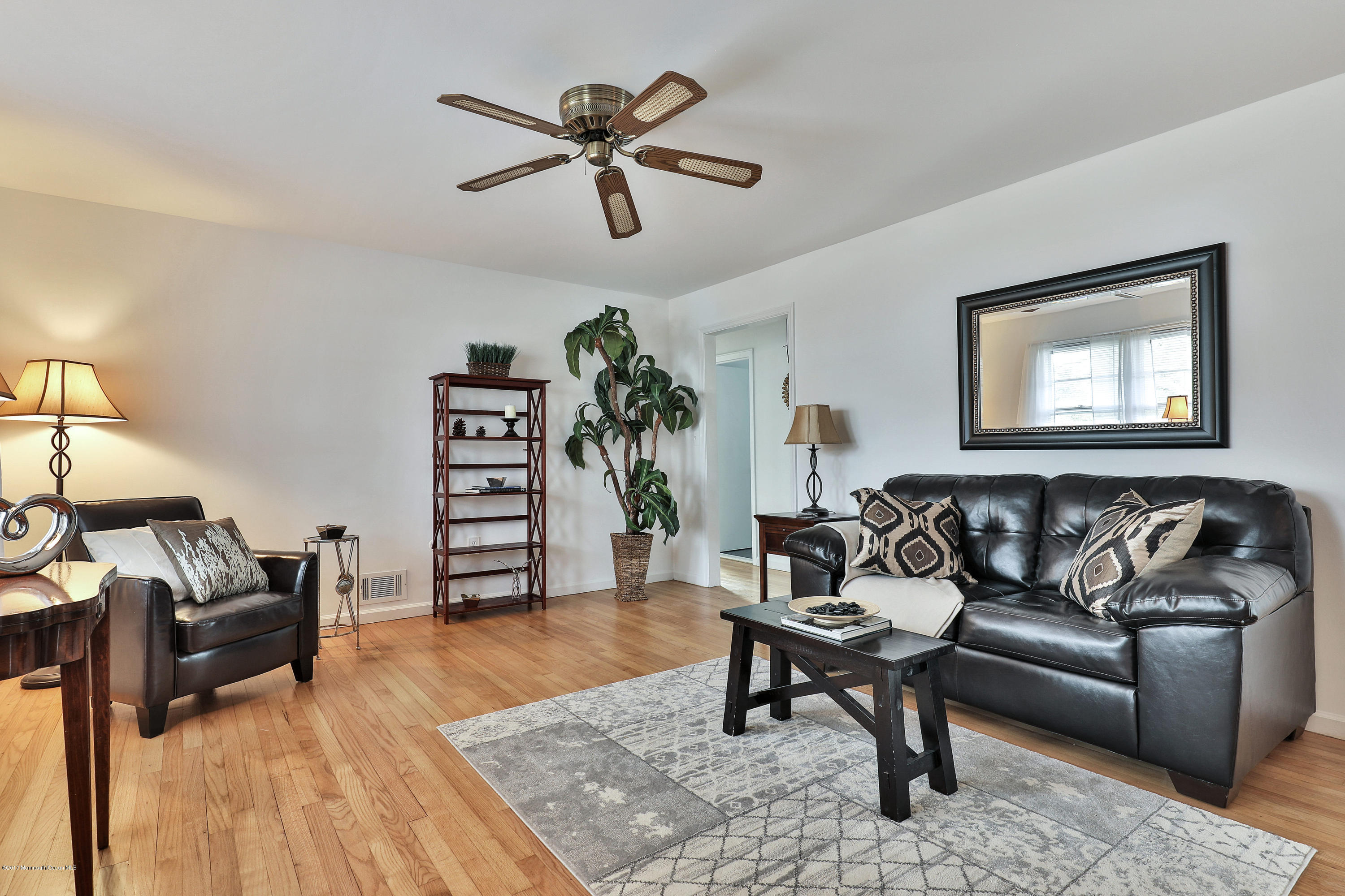 362 E Road Middletown, NJ 07718 - Photo 11 of 19 362 E Rd Middletown NJ 07718-print-023-3