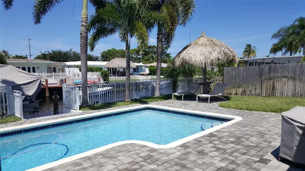 $5,300 | 191 Southeast 9th Court, Pompano Beach, FL 33060