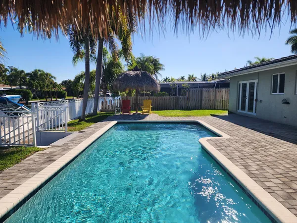 $5,300 | 191 Southeast 9th Court, Pompano Beach, FL 33060