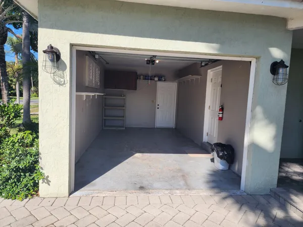 $5,300 | 191 Southeast 9th Court, Pompano Beach, FL 33060