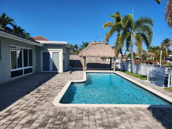 $5,300 | 191 Southeast 9th Court, Pompano Beach, FL 33060