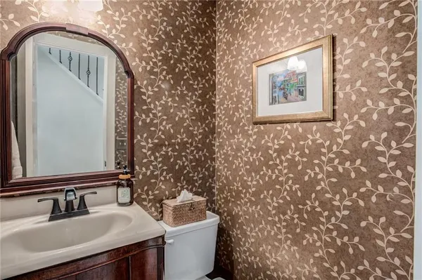 $340,000 | 2703 Northeast 68 Terrace, Kansas City, MO 64119