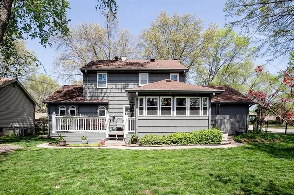 $340,000 | 2703 Northeast 68 Terrace, Kansas City, MO 64119