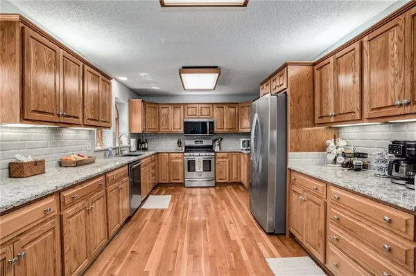$340,000 | 2703 Northeast 68 Terrace, Kansas City, MO 64119