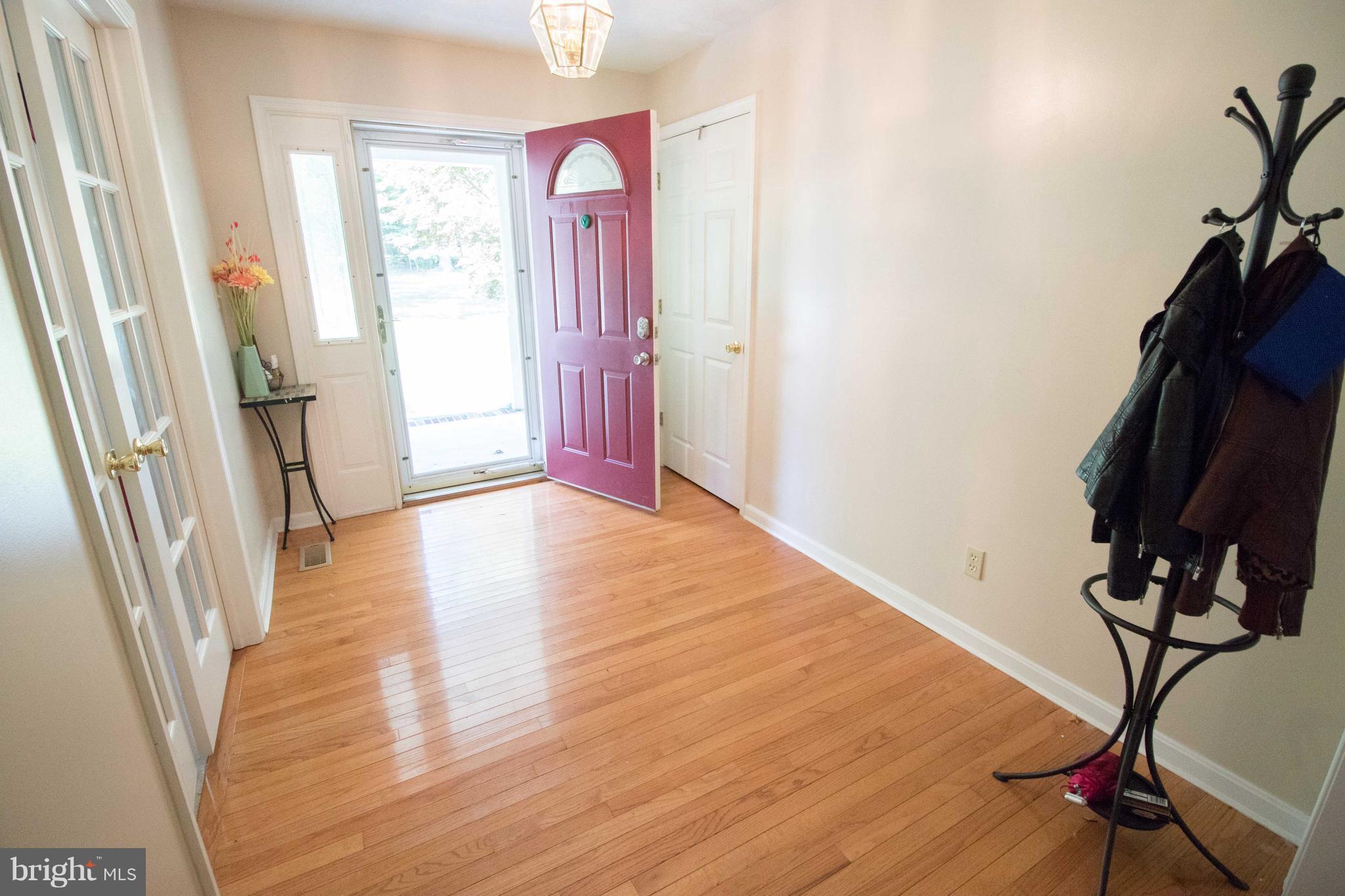 43569 Ridge Court Leonardtown, MD 20650 - Photo 2 of 27 Interior (General)
