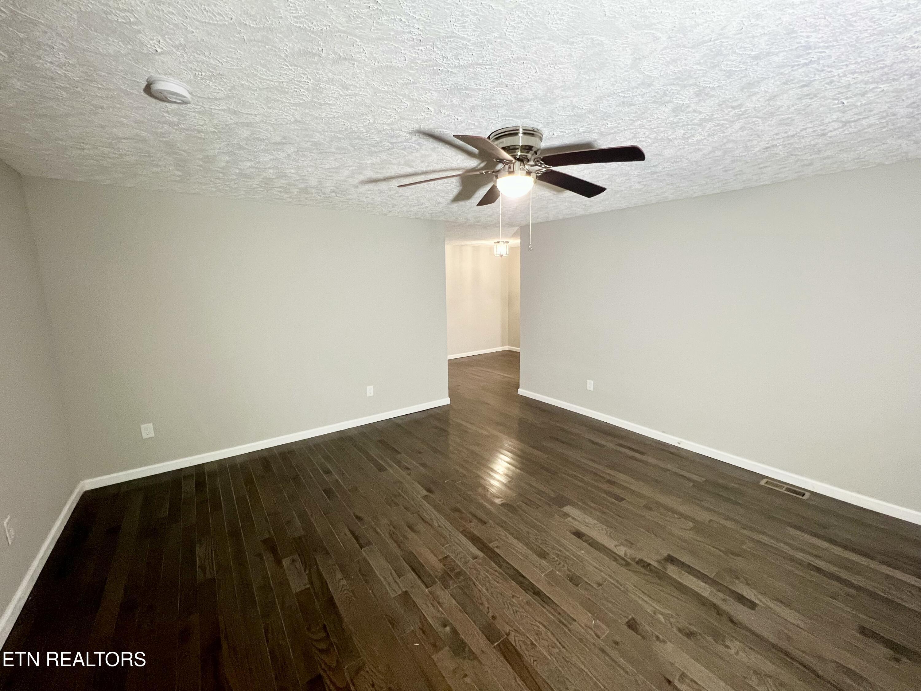 120 Audubon Road Oak Ridge, TN 37830 - Photo 8 of 23 IMG_0383