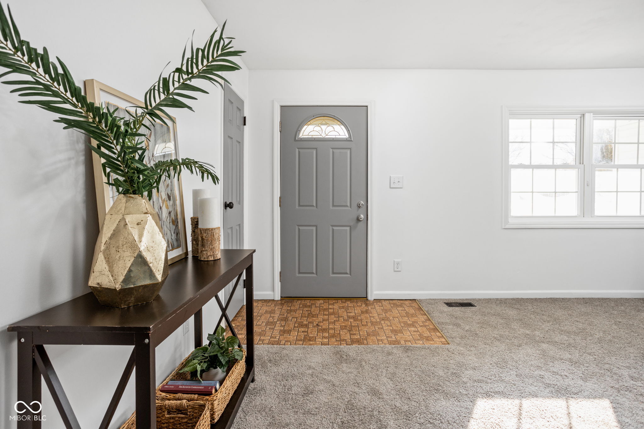 1208 Stanley Road Plainfield, IN 46168 - Photo 4 of 21 Gallery Image 4