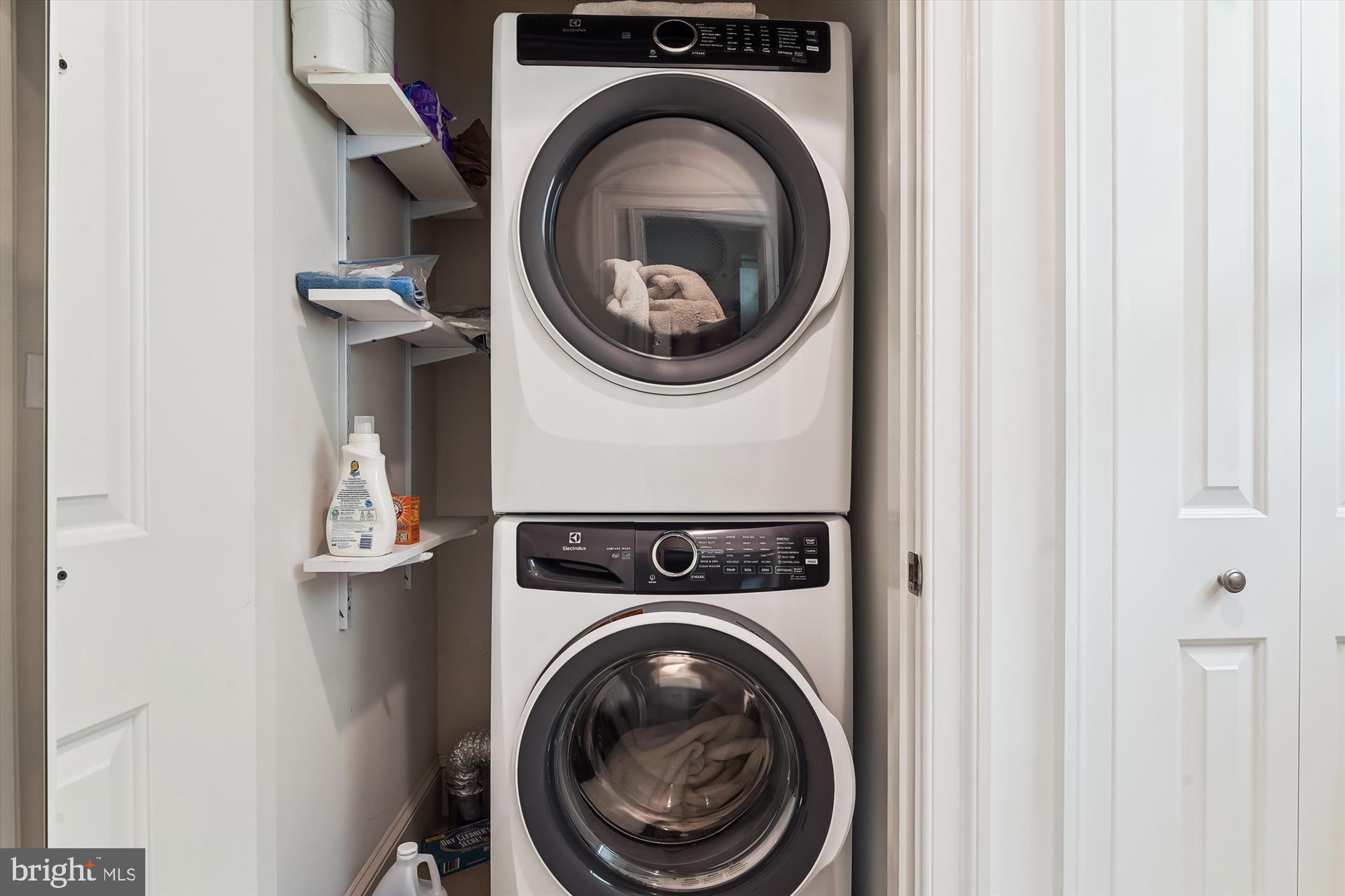 28090 Glebe Road Easton, MD 21601 - Photo 52 of 115 2nd set of washer/dryer in Primary suit bath