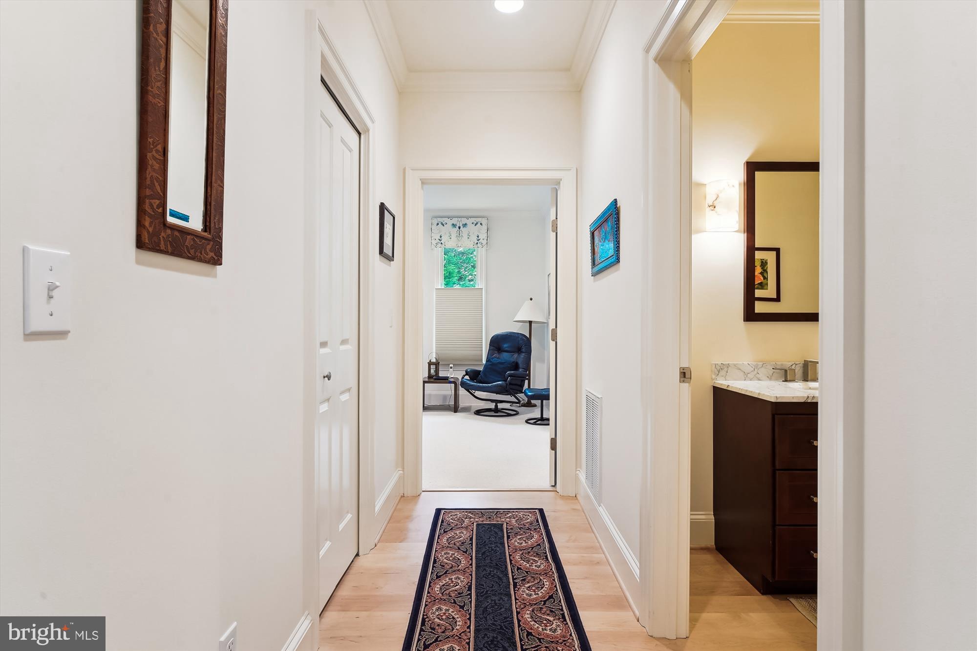 28090 Glebe Road Easton, MD 21601 - Photo 61 of 115 Hallway to 1/2 bath