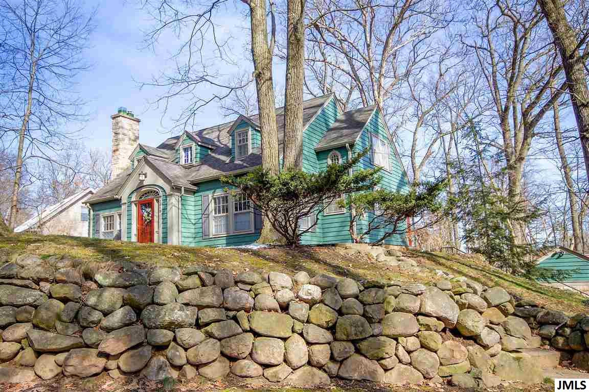 2019 Dale Road Jackson, MI 49203 - Photo 3 of 28 Photo 3