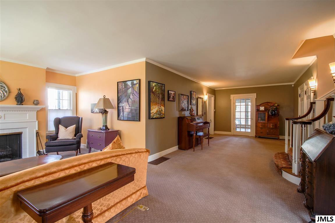 2019 Dale Road Jackson, MI 49203 - Photo 5 of 28 Photo 5