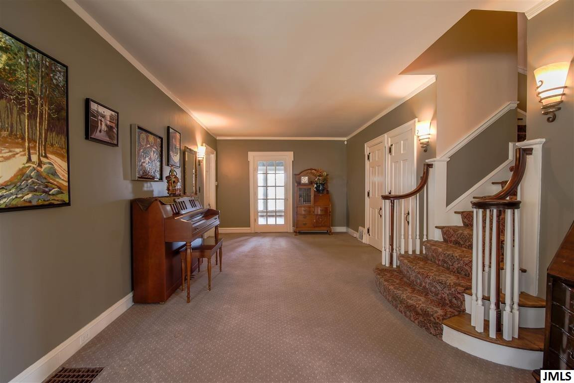 2019 Dale Road Jackson, MI 49203 - Photo 9 of 28 Photo 9