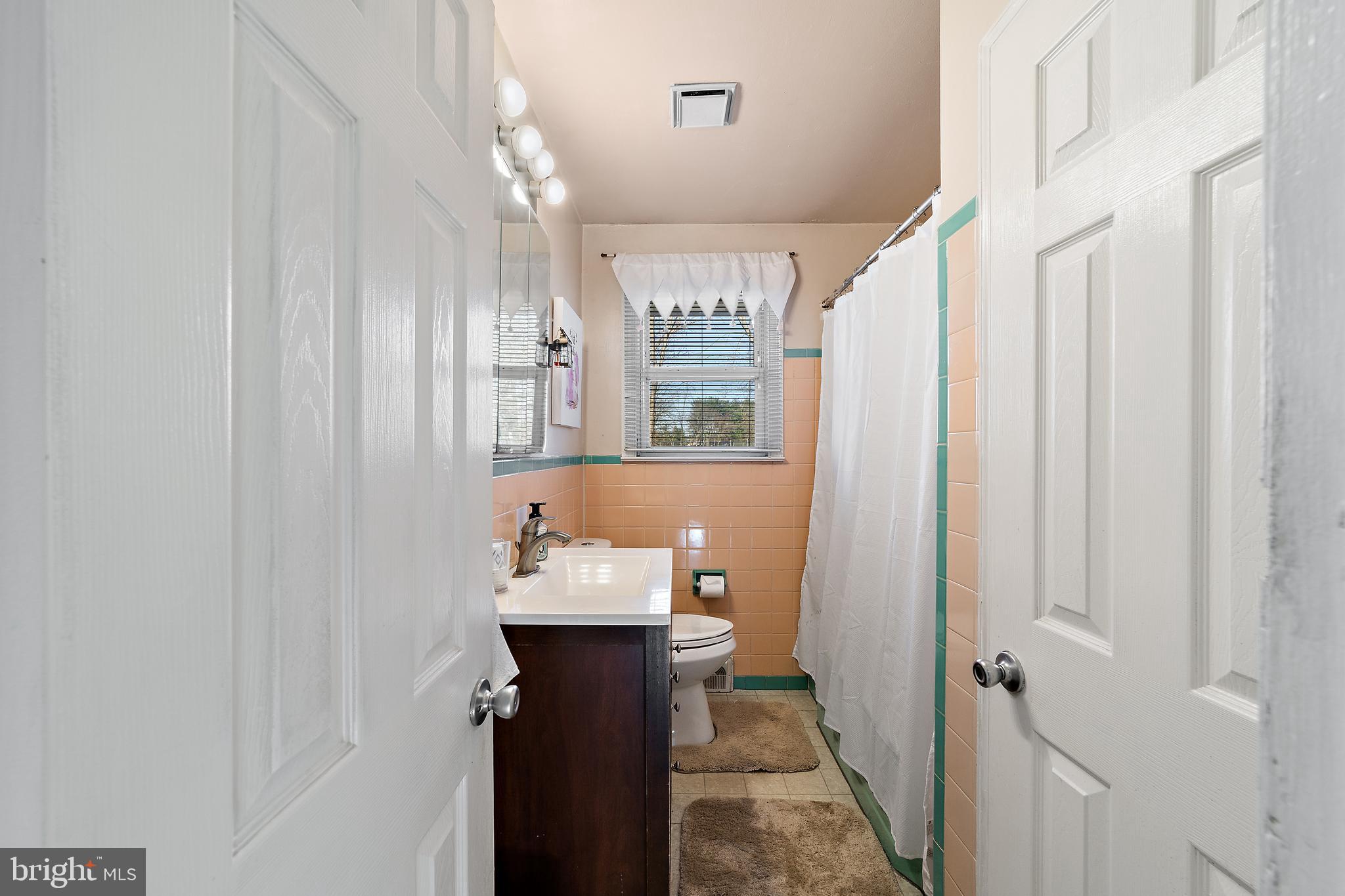 120 North Valleybrook Road Cherry Hill, NJ 08034 - Photo 19 of 27