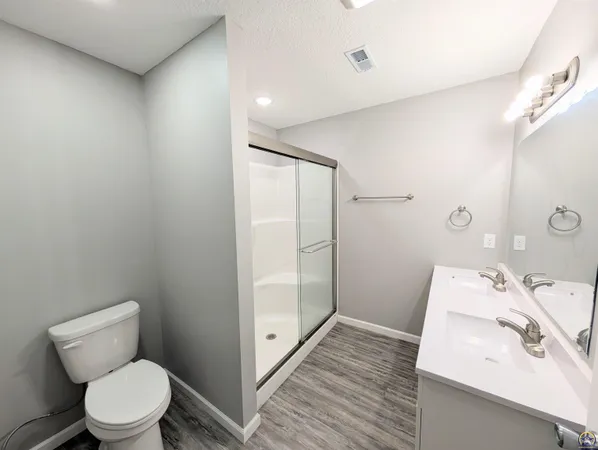 $235,000 | 317 South Walnut Street, Lebo, KS 66856