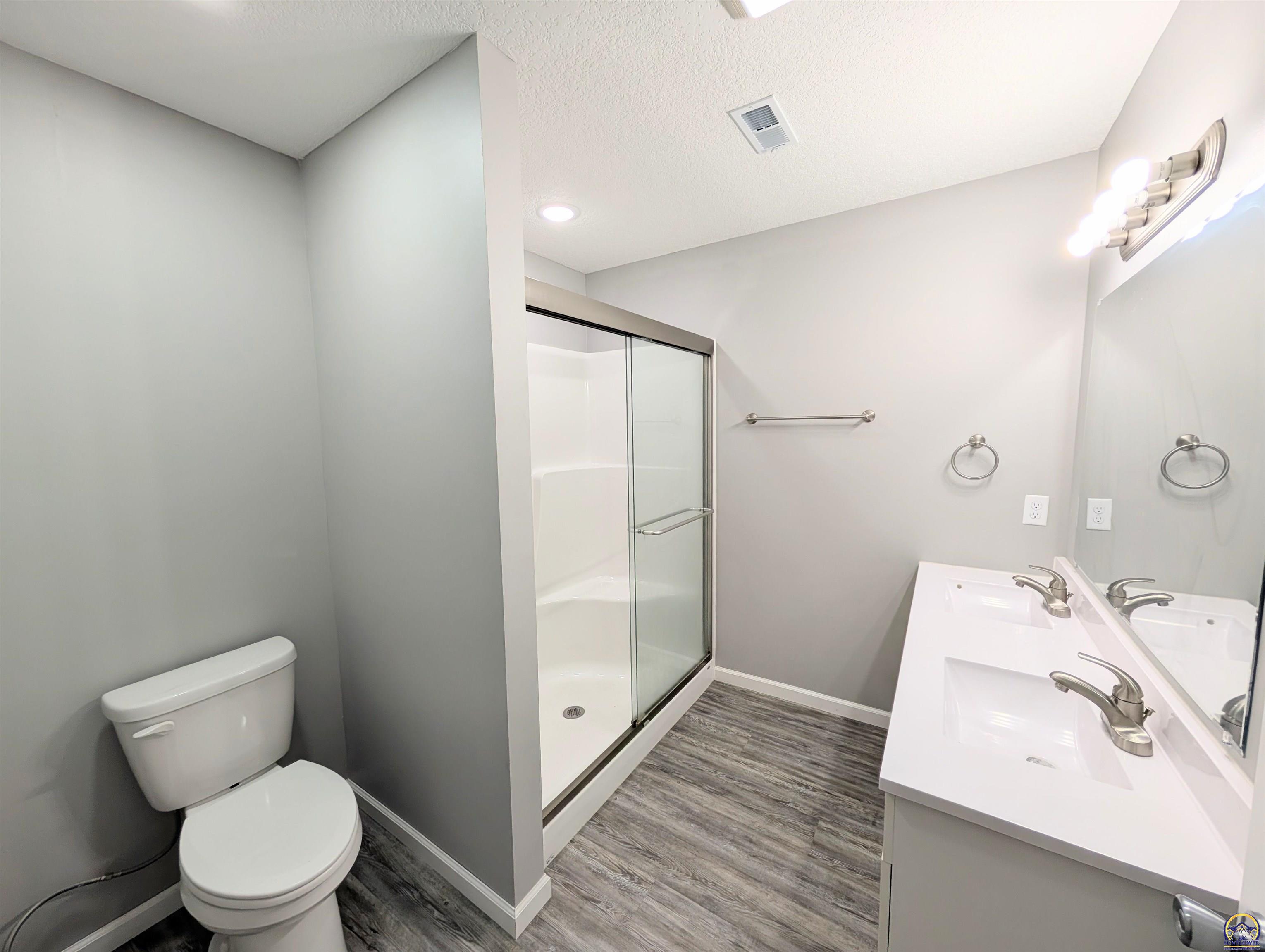 317 South Walnut Street Lebo, KS 66856 - Photo 5 of 8