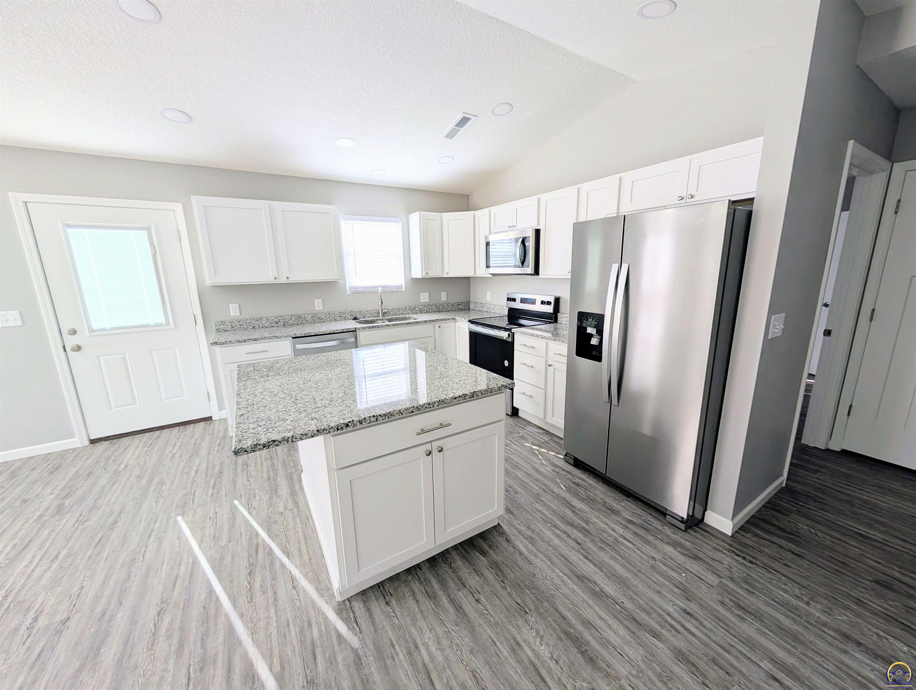 317 South Walnut Street Lebo, KS 66856 - Photo 7 of 8