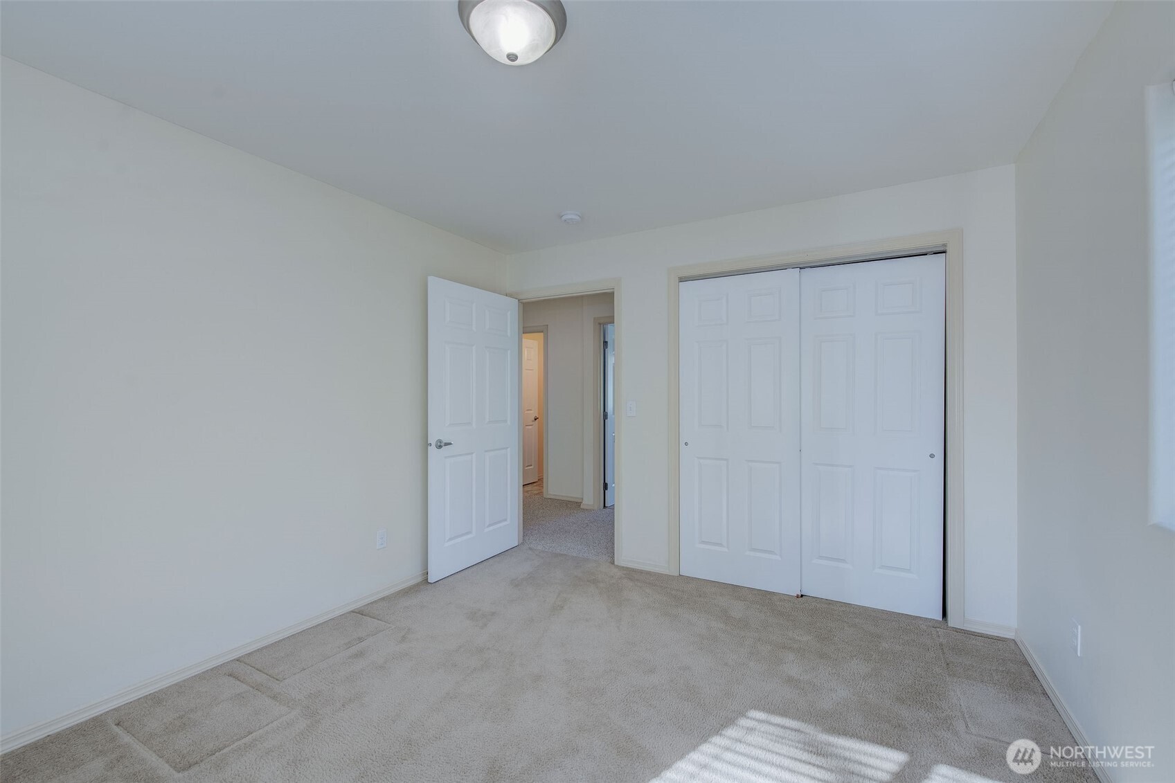 224 Vine Street Cashmere, WA 98815 - Photo 25 of 35 a view of an empty room