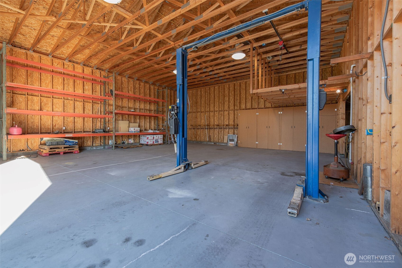 224 Vine Street Cashmere, WA 98815 - Photo 34 of 35 a view of a street with seating space