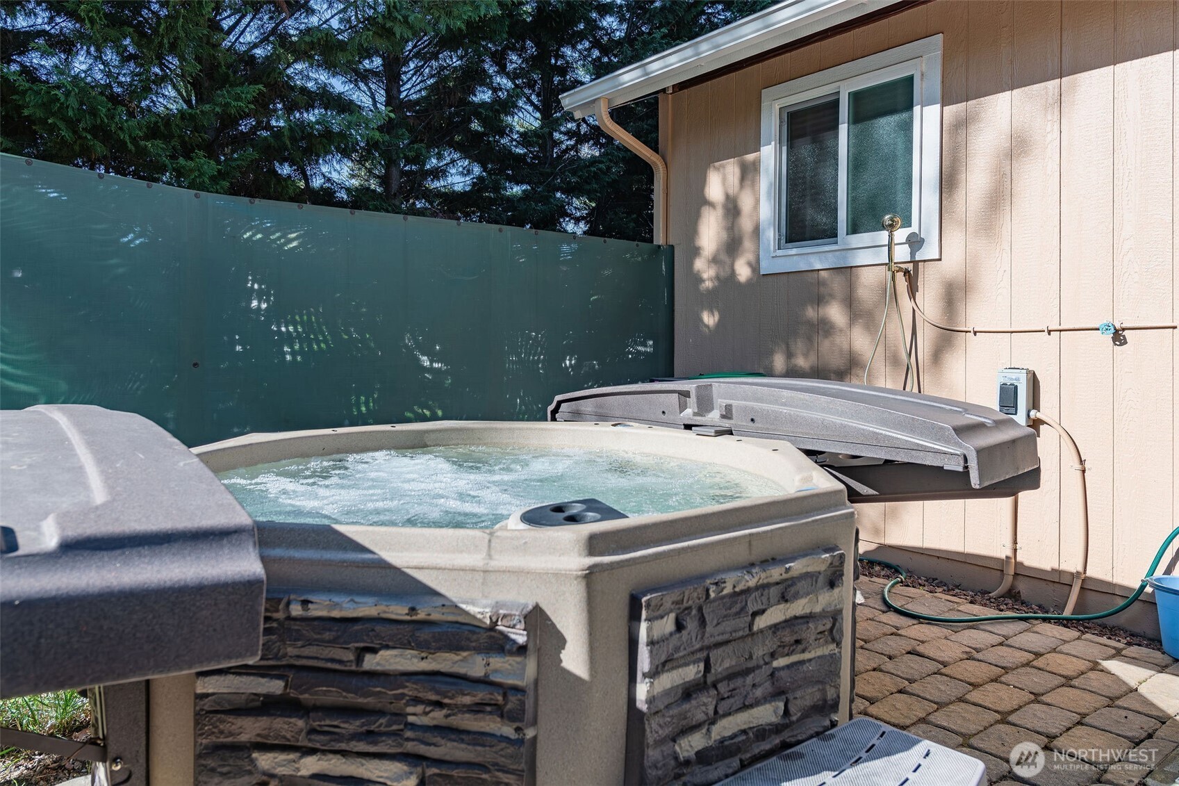 224 Vine Street Cashmere, WA 98815 - Photo 7 of 35 a terrace with outdoor seating