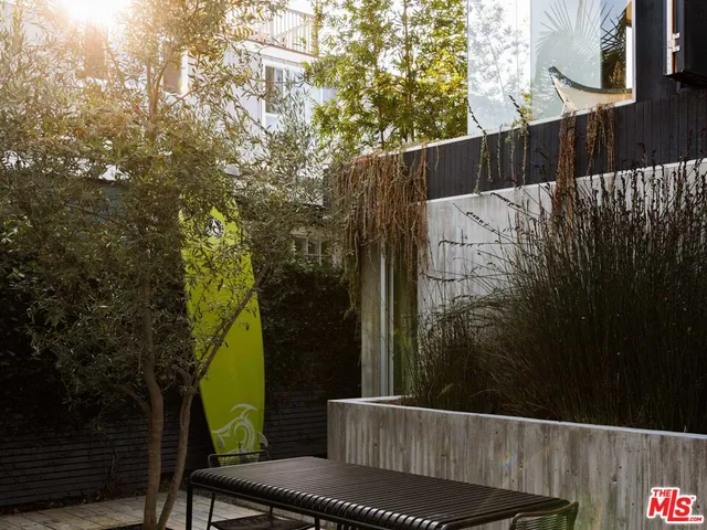 a view of outdoor space