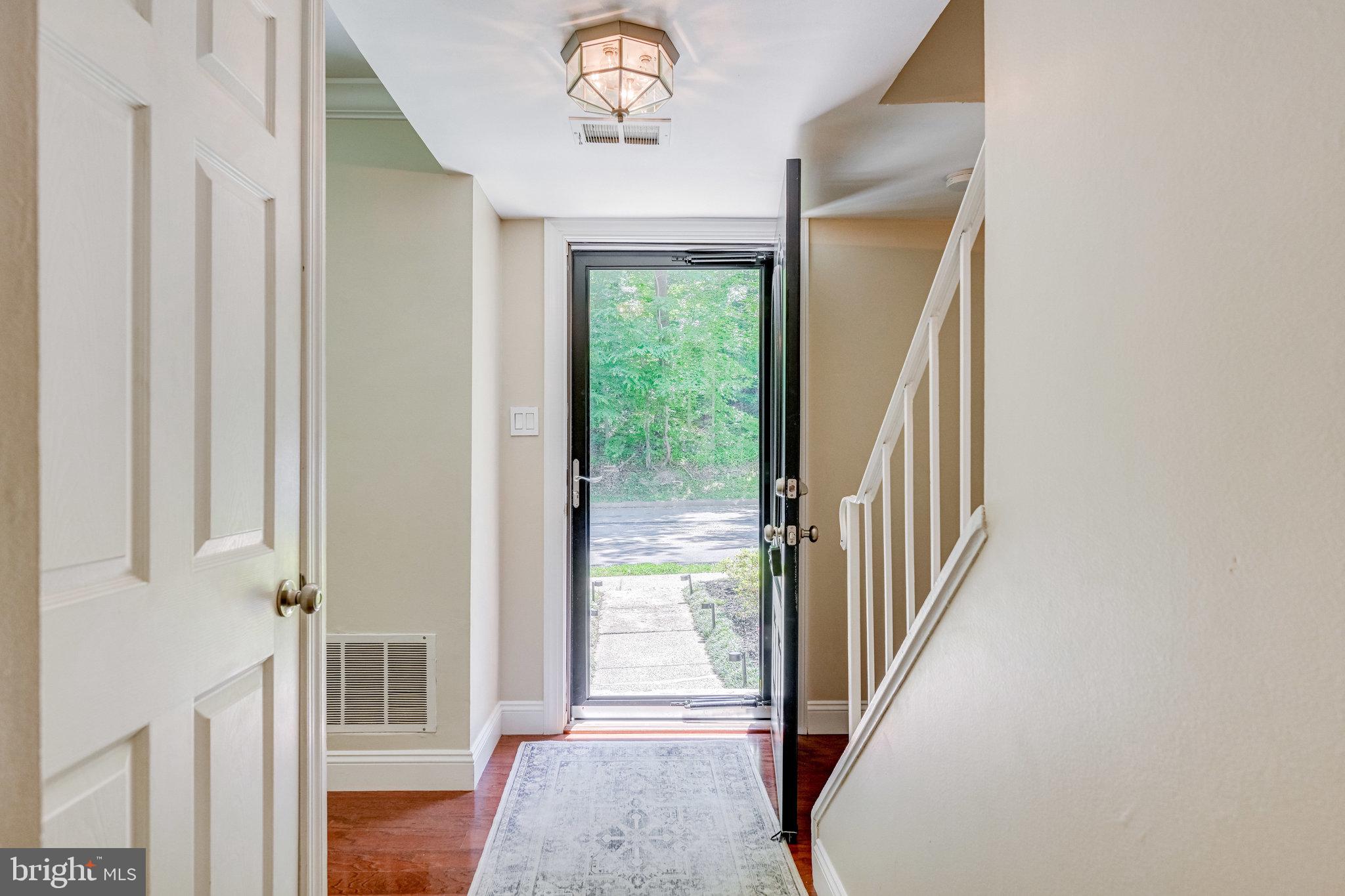 5678 Kirkham Court Springfield, VA 22151 - Photo 17 of 45 Gallery Image 17