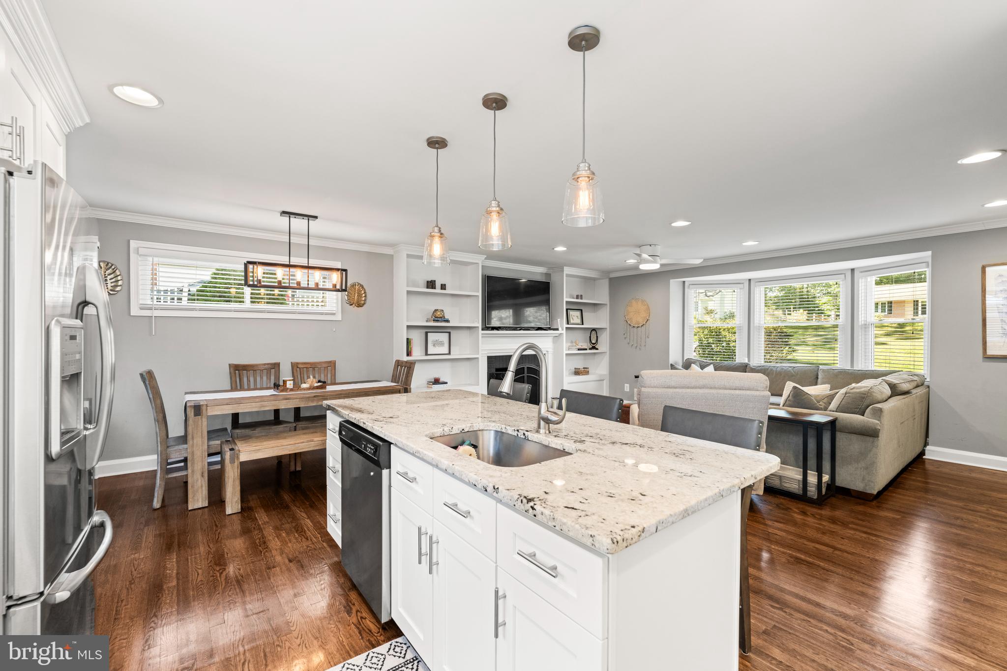 209 Charmuth Road Lutherville-Timonium, MD 21093 - Photo 11 of 43 Kitchen and Dining Area