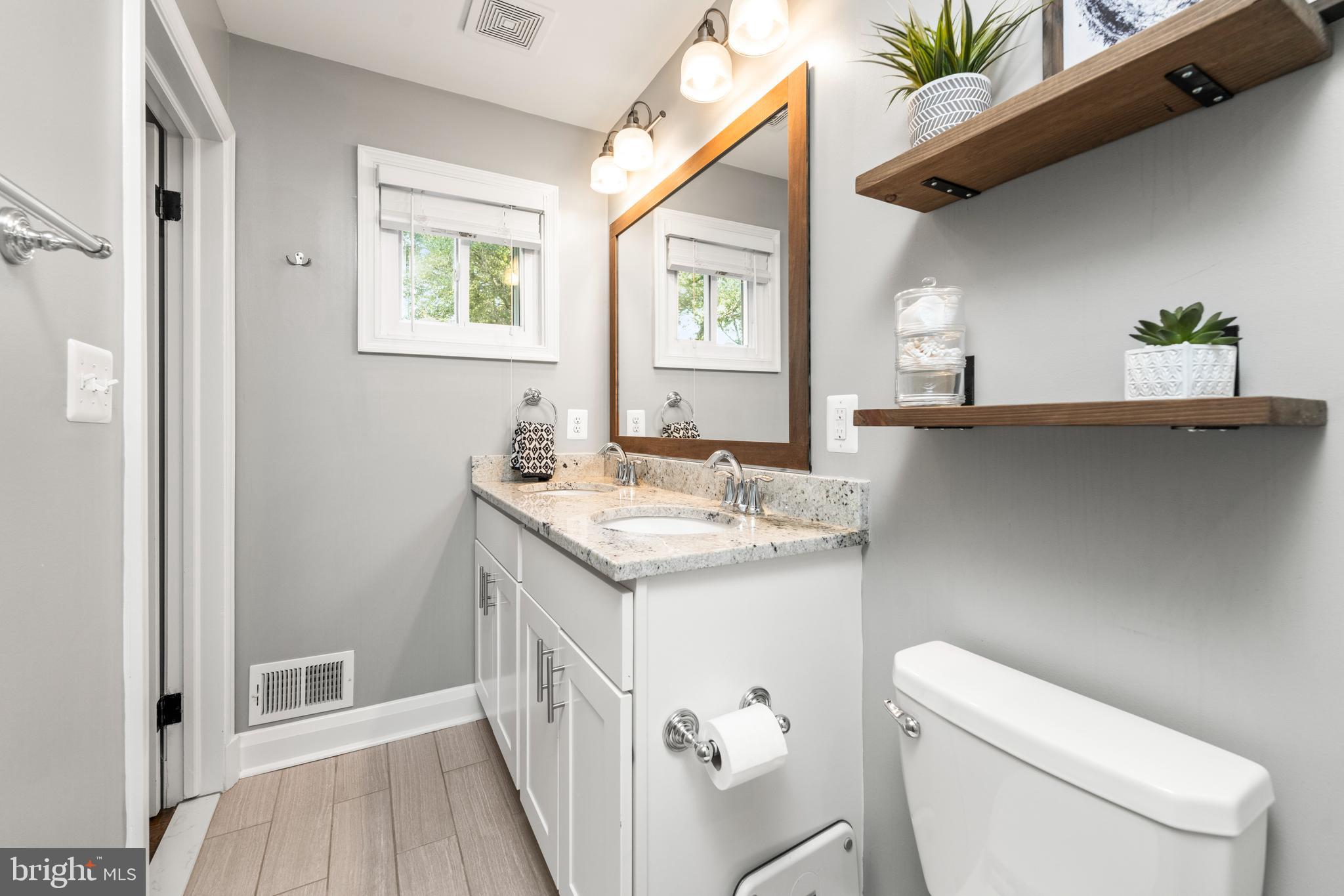 209 Charmuth Road Lutherville-Timonium, MD 21093 - Photo 17 of 43 Primary Bathroom