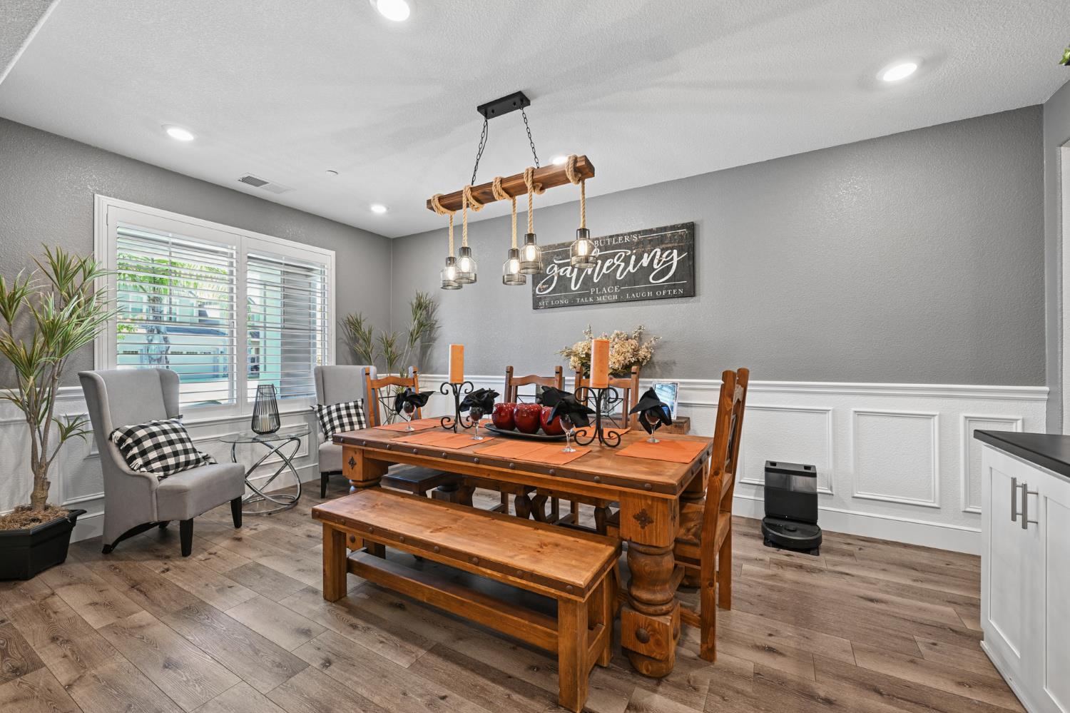 9016 Plympton Loop Roseville, CA 95747 - Photo 6 of 99 Gallery Image 6