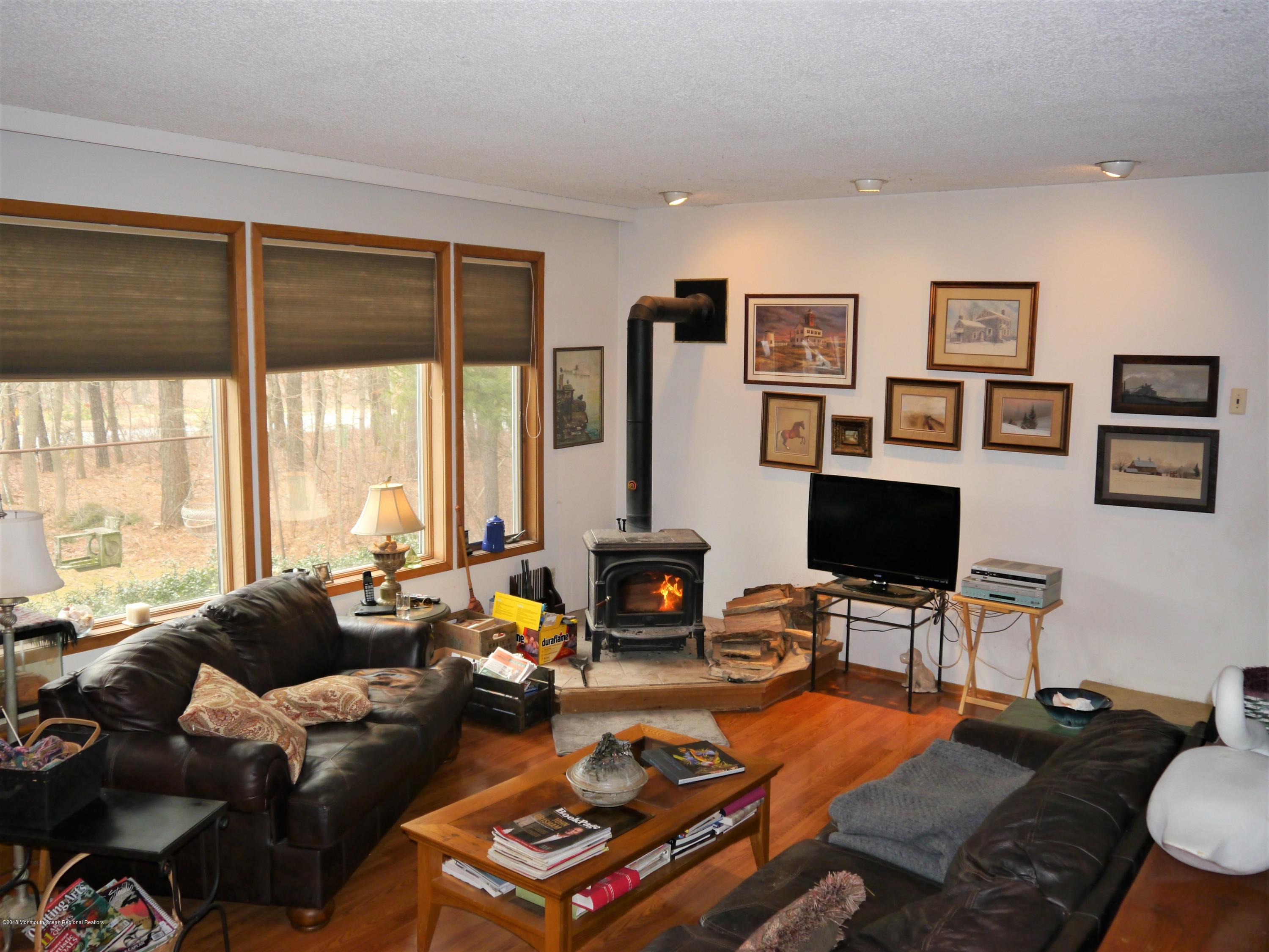 432 Stage Road Little Egg Harbor, NJ 08087 - Photo 3 of 21 P1070148