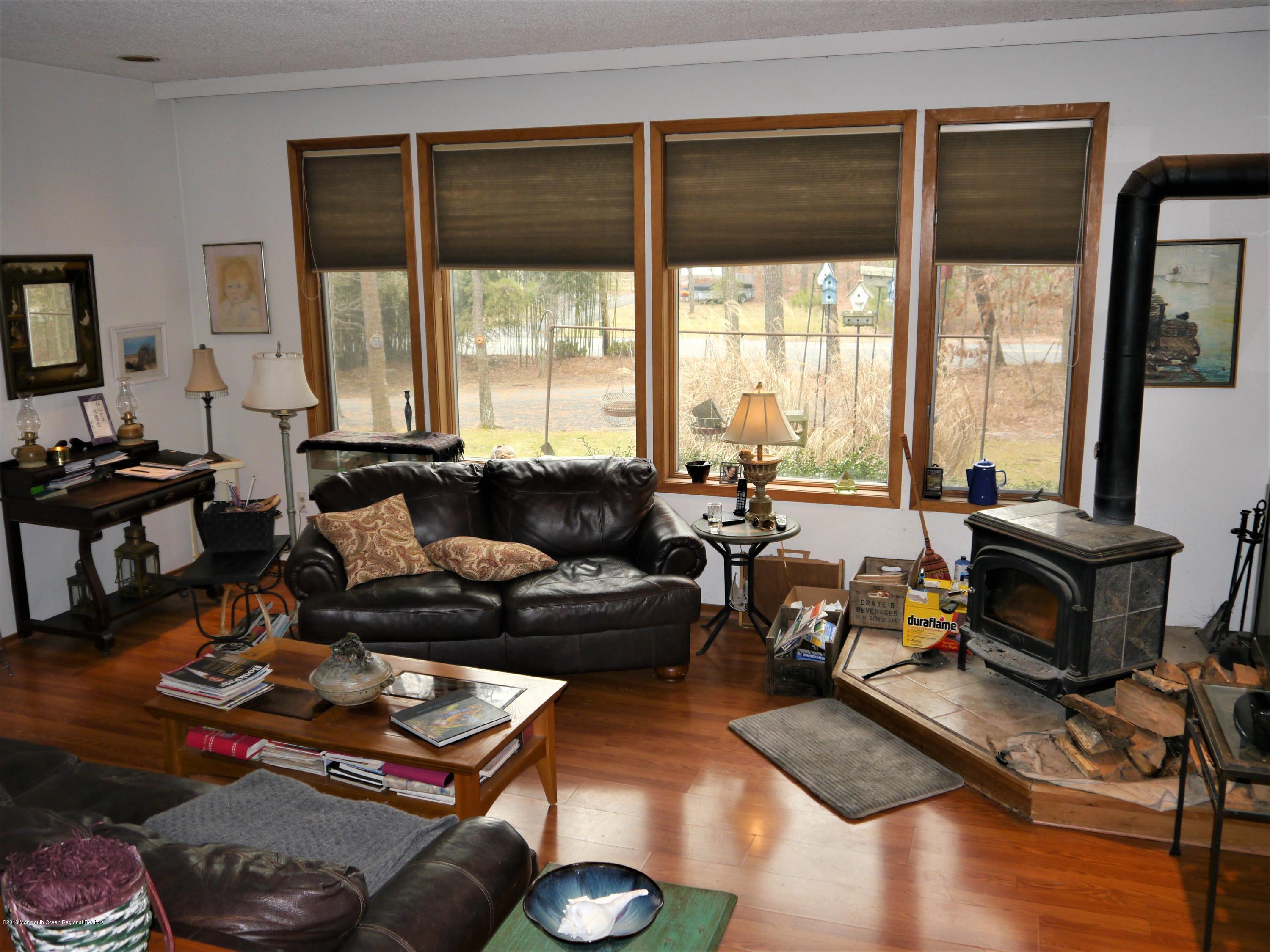 432 Stage Road Little Egg Harbor, NJ 08087 - Photo 4 of 21 P1070149