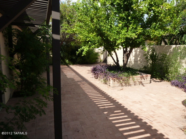 285 South Kolb Road, Unit 18 Tucson, AZ 85710 - Photo 20 of 22