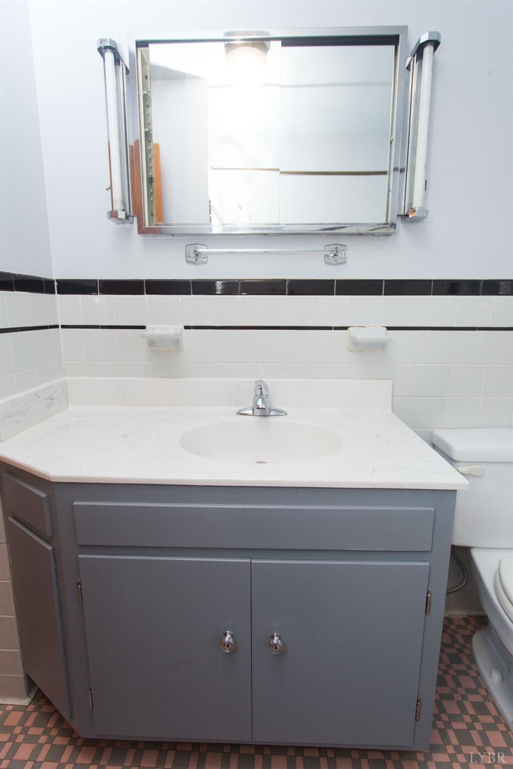 1314 Grove Road Lynchburg, VA 24502 - Photo 26 of 66 Gallery Image 26