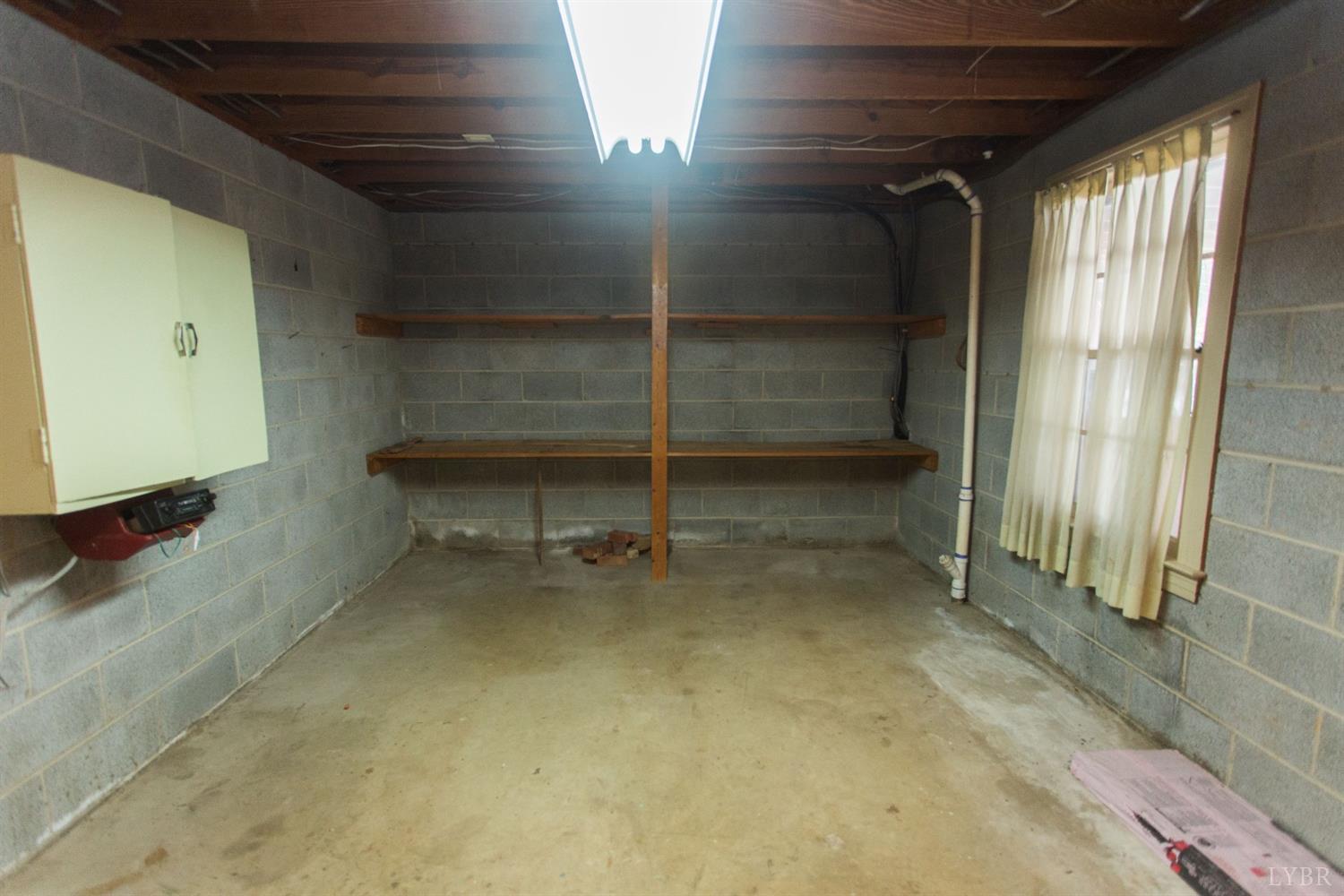 1314 Grove Road Lynchburg, VA 24502 - Photo 50 of 66 Gallery Image 50