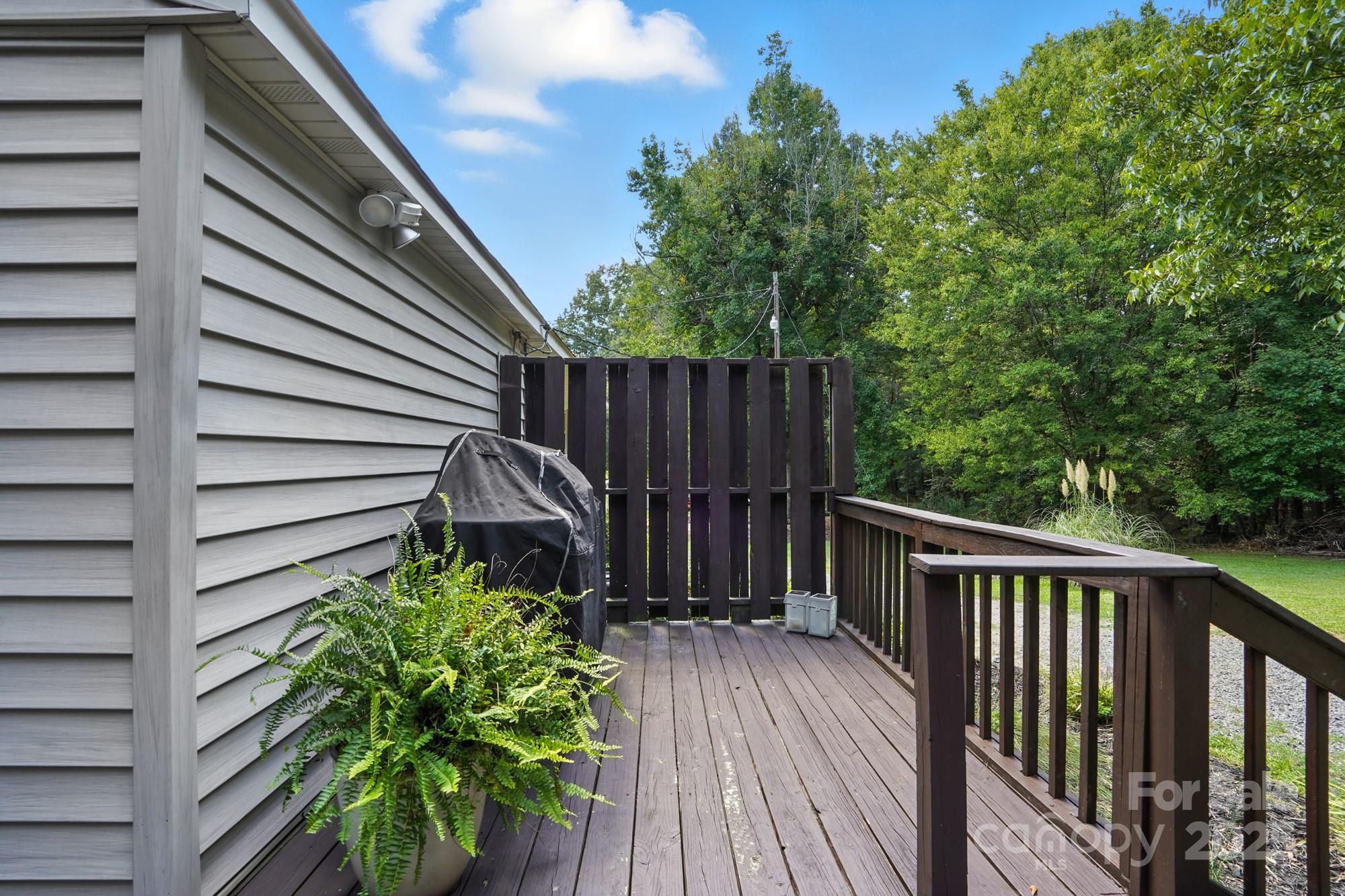 4825 Edgeland Road Edgemoor, SC 29712 - Photo 33 of 34 a view of a chair and table in the balcony