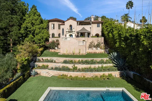 $25,000 | 2421 North Catalina Street, Los Angeles, CA 90027