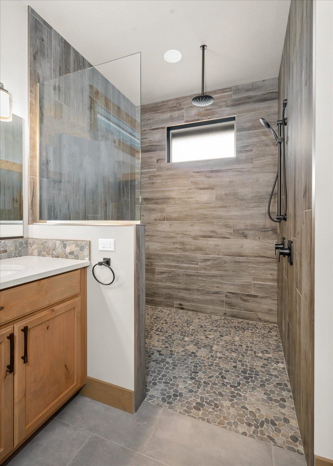 21200 North Division Road Colbert, WA 99005 - Photo 14 of 28