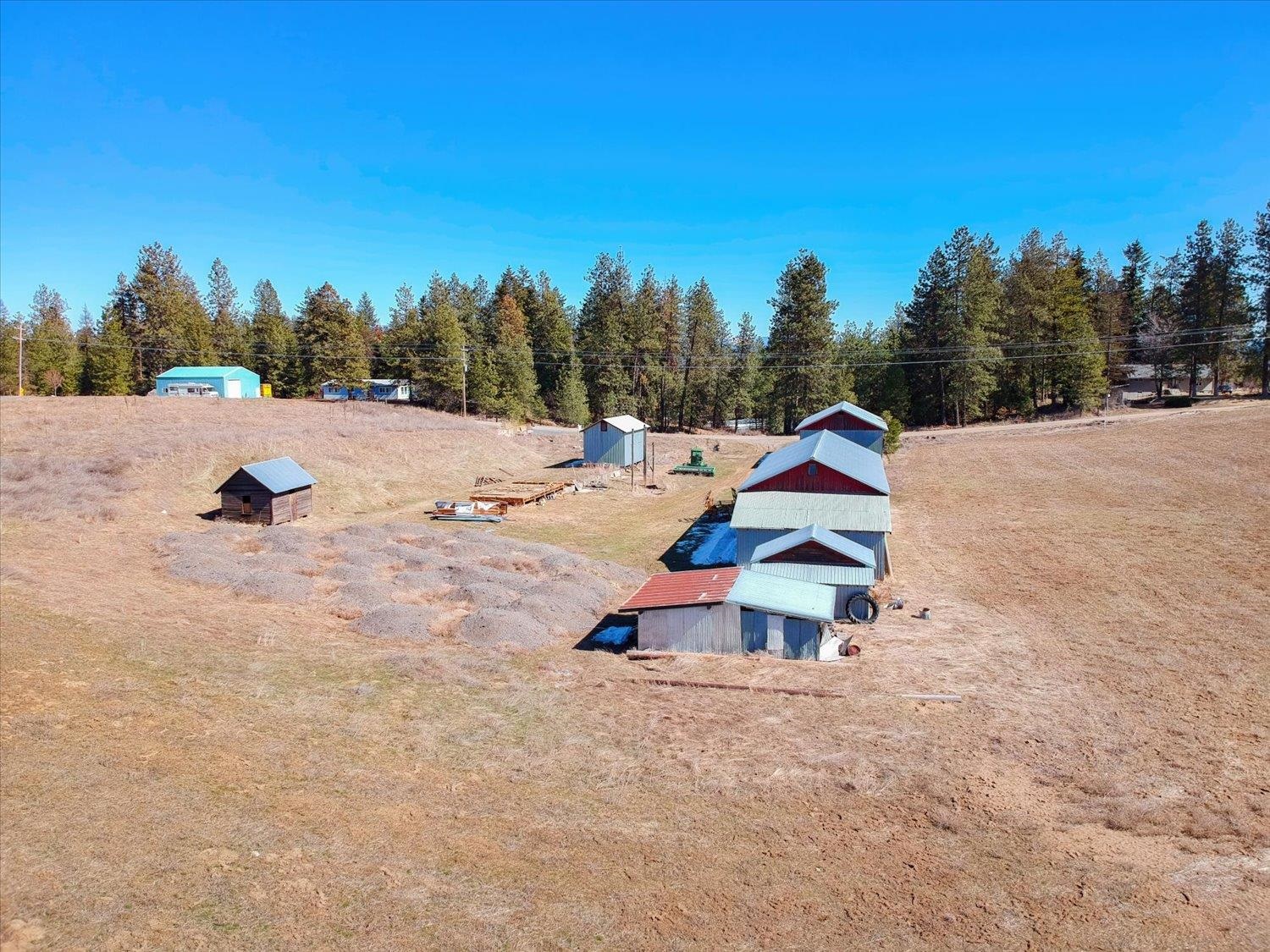 21200 North Division Road Colbert, WA 99005 - Photo 19 of 28