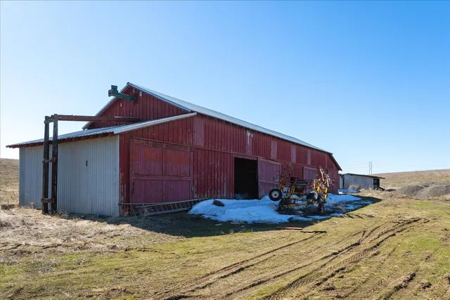 $1,299,900 | 21200 North Division Road, Colbert, WA 99005